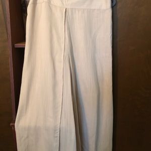 Coco Carmen Charleston linen pants